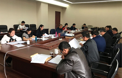 包头建筑业协会召开包头市优秀施工企业、 优秀建造师评审会